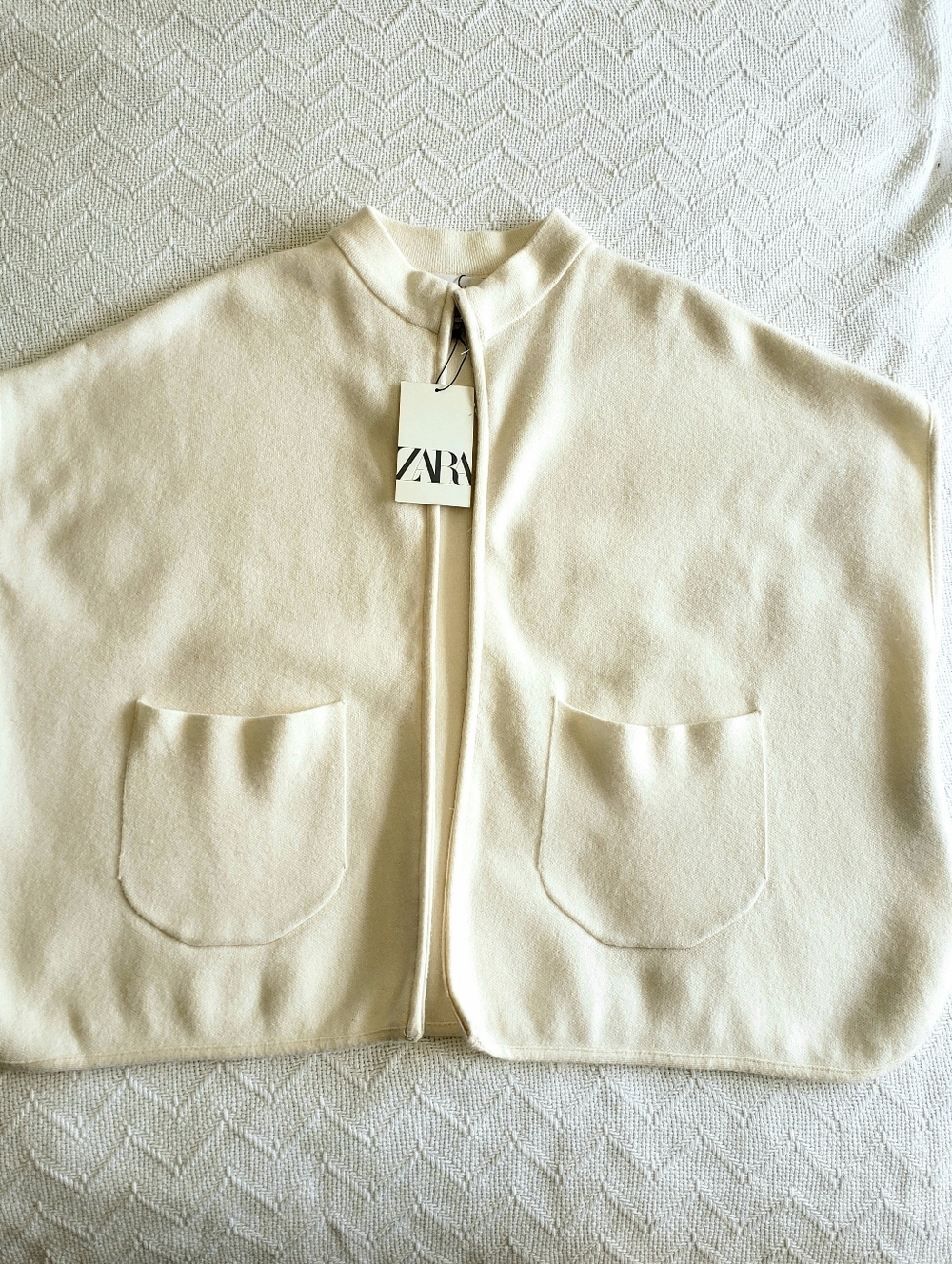NEW Zara Girls 9/10 Ivory Cream Knit Cape Poncho Cardigan Sweater